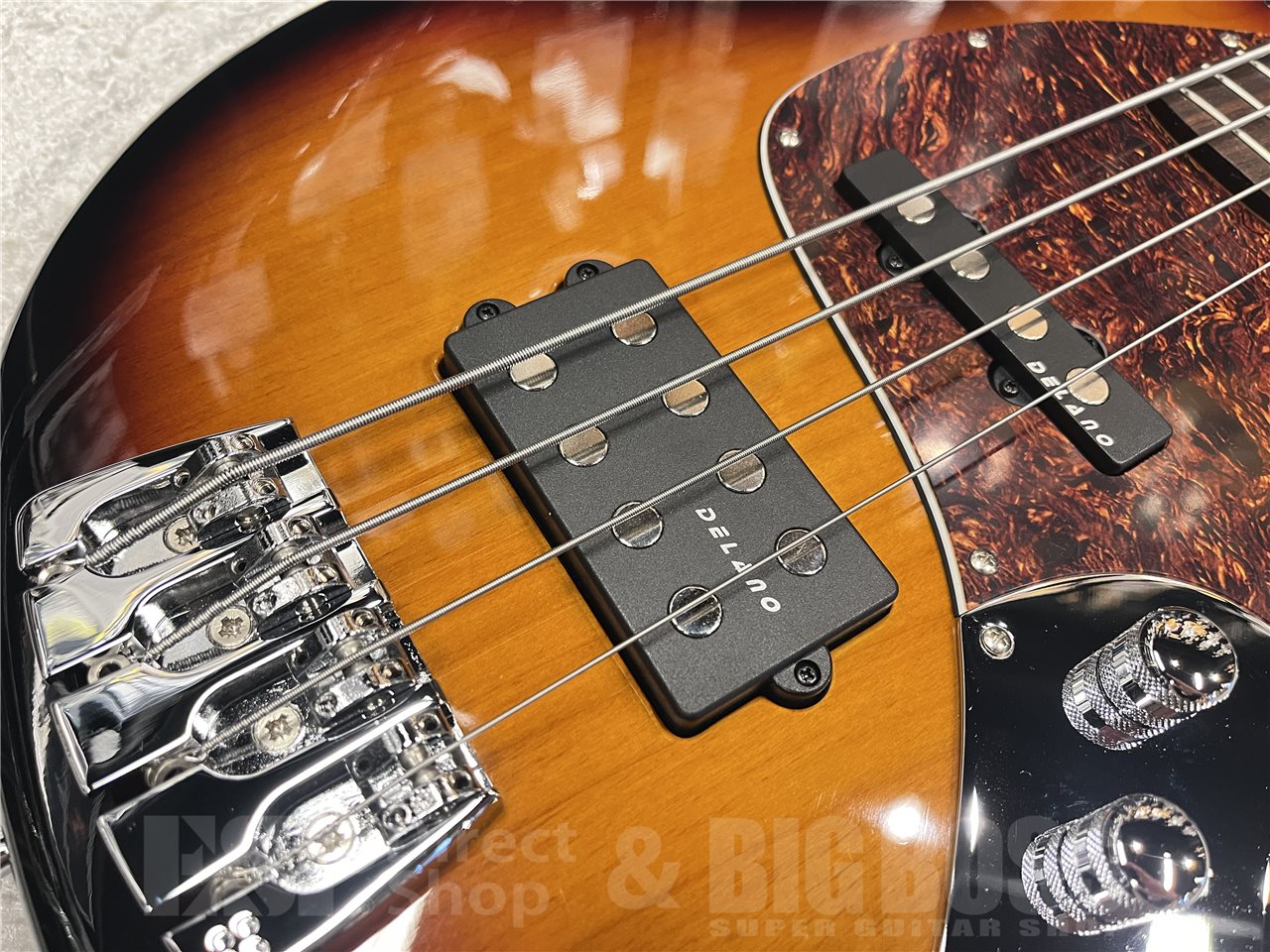 【即納可能】Sandberg（サンドバーグ） California TM4（3-Tone-Sunburst）　名古屋