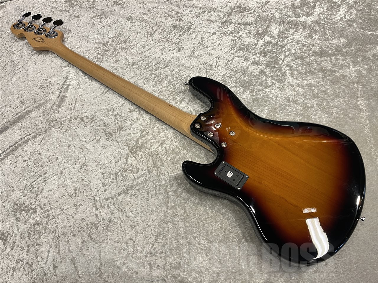 【即納可能】Sandberg（サンドバーグ） California TM4（3-Tone-Sunburst）　名古屋
