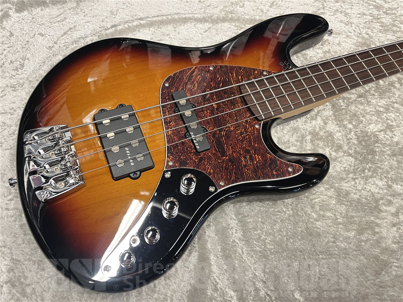 【即納可能】Sandberg（サンドバーグ） California TM4（3-Tone-Sunburst）　名古屋