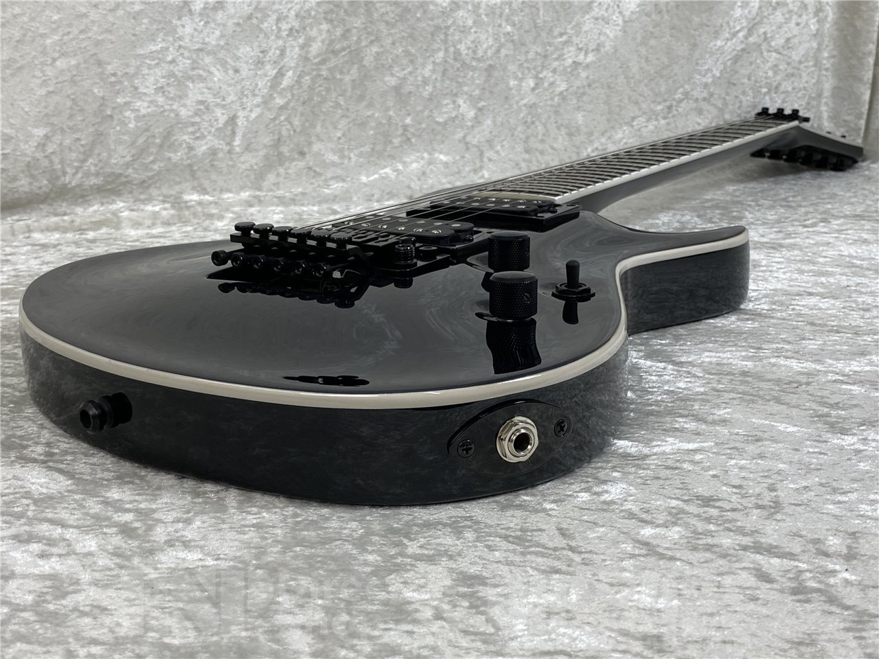 【即納可能】E-II(イーツー) HORIZON-III FR / See Thru Black Sunburst お茶の水駅前店(東京)