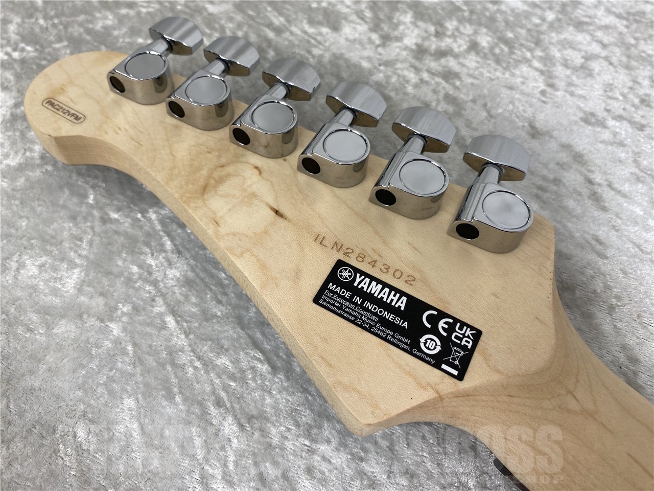 【即納可能】YAMAHA(ヤマハ) PACIFICA212VFM (TBL/Translucent Black) お茶の水駅前店(東京)