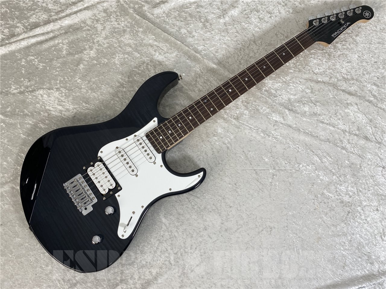 【即納可能】YAMAHA(ヤマハ) PACIFICA212VFM (TBL/Translucent Black) お茶の水駅前店(東京)