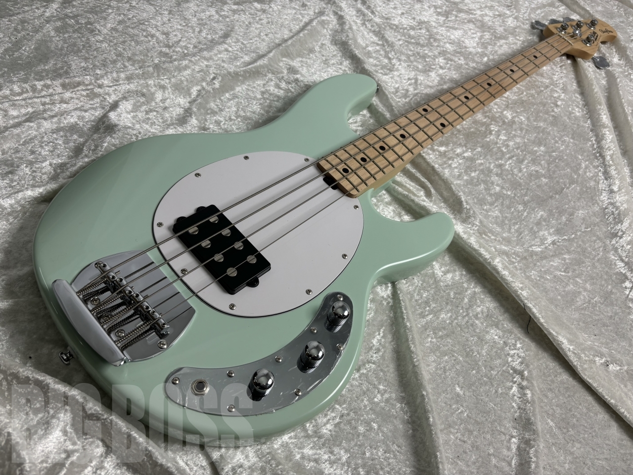 【即納可能】Sterling by MUSIC MAN(スターリンバイミュージックマン) S.U.B RAY4 / Mint Green お茶の水駅前店(東京)