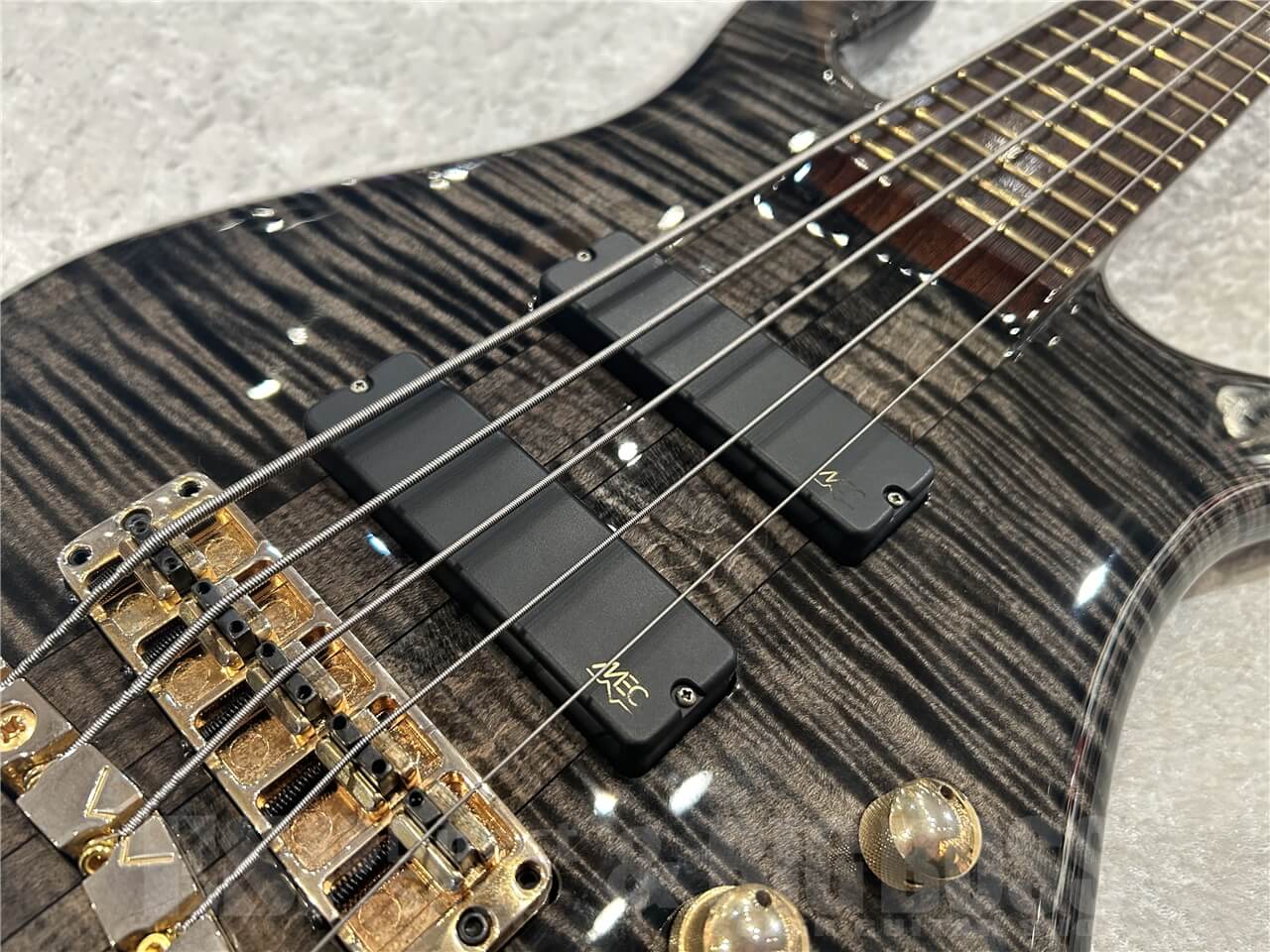 【即納可能/お客様委託品】 Warwick (ワーウィック) Streamer Stage I 5st / Nirvana Black Transparent 仙台店