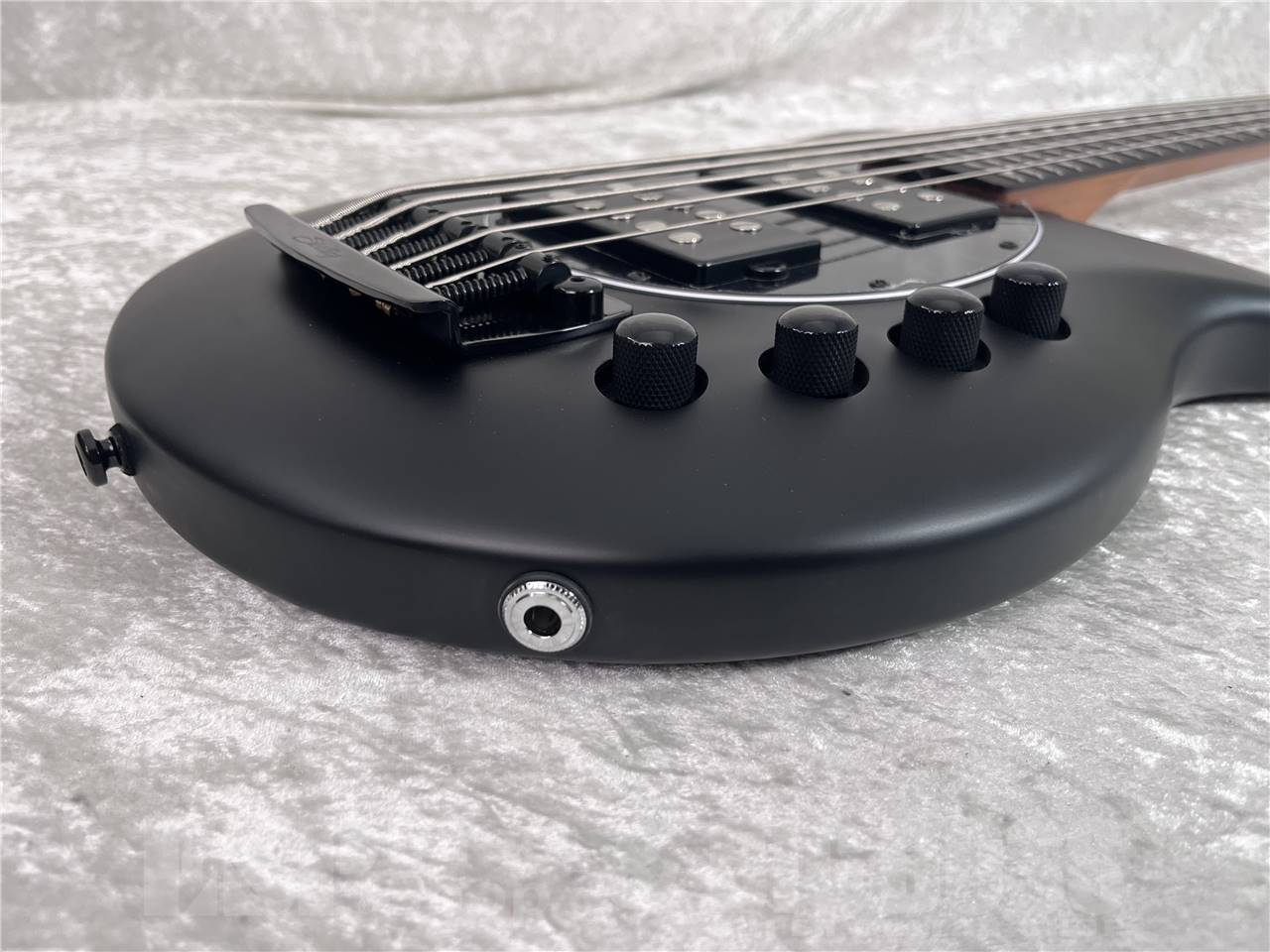 【即納可能】Sterling by MUSICMAN(スターリン)  BONGO5-SBK-R2 (Stealth Black) お茶の水駅前店・別館