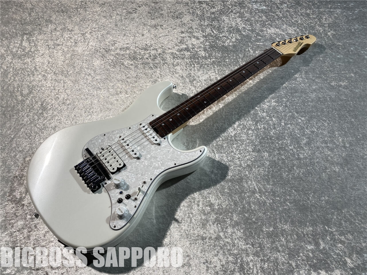 【即納可能】EDWARDS(エドワーズ) E-SNAPPER-GK-AL/R (Pearl White) 札幌店