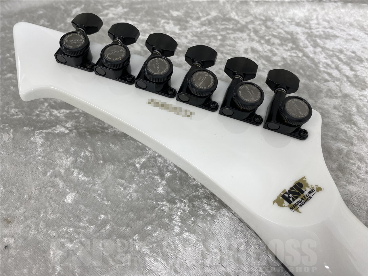 【受注生産】ESP(イーエスピー) SNAKEBYTE / Snow White (METALLICA/James Hetfieldモデル)