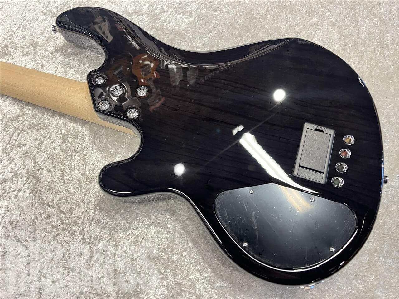 【即納可能】Lakland（レイクランド）SL44-94 Deluxe（Black Translucent）　名古屋店