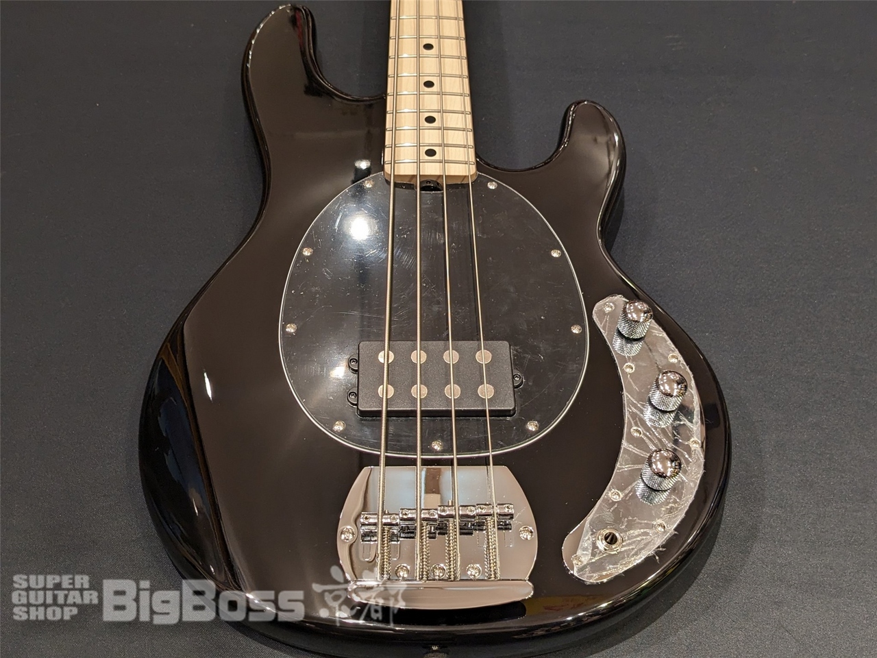 【即納可能】Sterling by MUSIC MAN(スターリンバイミュージックマン) SUB STINGRAY RAY4 / Black 京都店