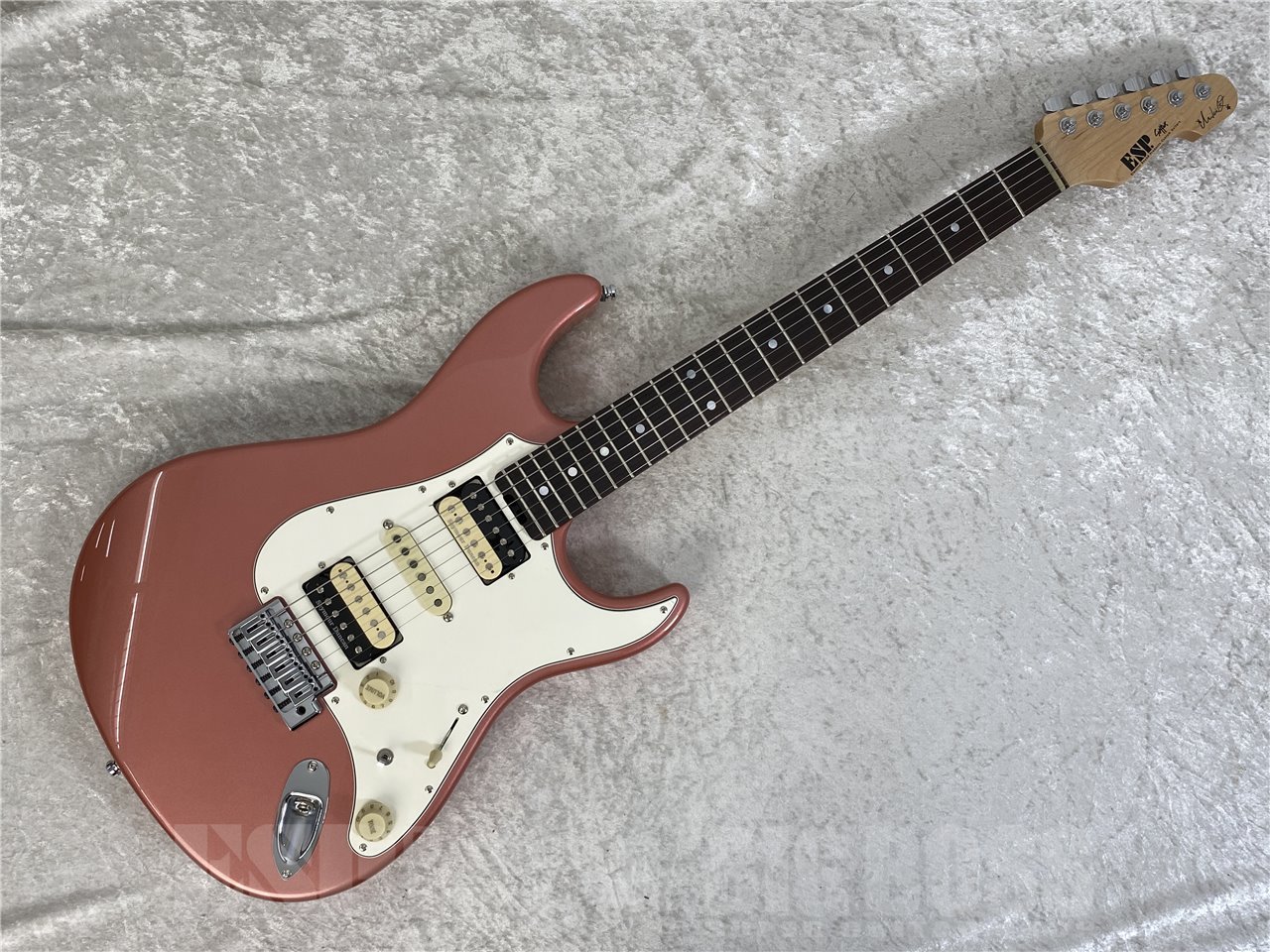 【即納可能】ESP(イーエスピー) SNAPPER Fujioka Custom (藤岡幹大モデル) お茶の水駅前店(東京)