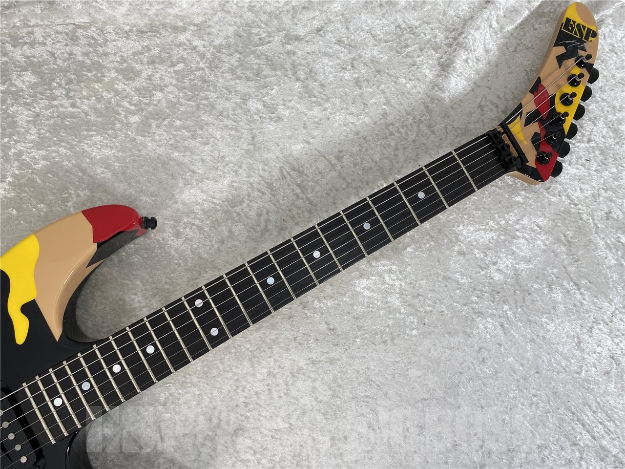 【即納可能】ESP(イーエスピー) KAMIKAZE-I (DOKKEN/George Lynchモデル) お茶の水駅前店(東京)