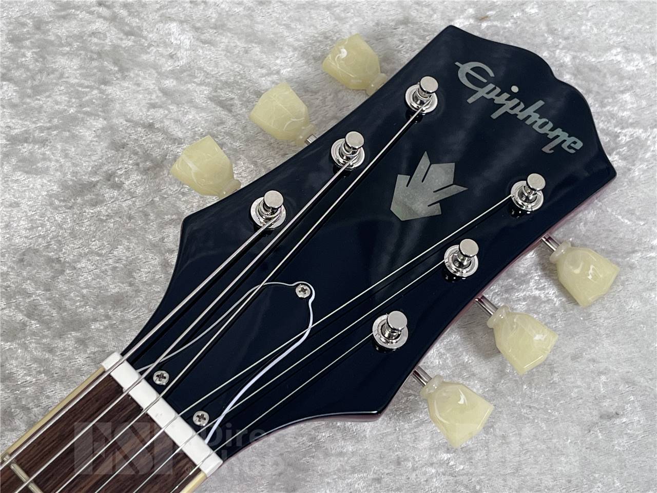 【即納可能】Epiphone ( エピフォン )ES-335/Cherry (セミアコギター) お茶の水駅前店・別館