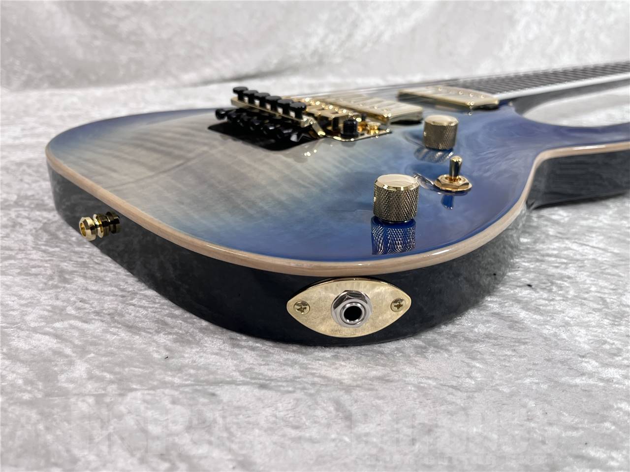 【即納可能】EDWARDS(エドワーズ) E-HORIZON-CTM 50th (Black Aqua Burst C / Blue Pearl Back) お茶の水駅前店・別館