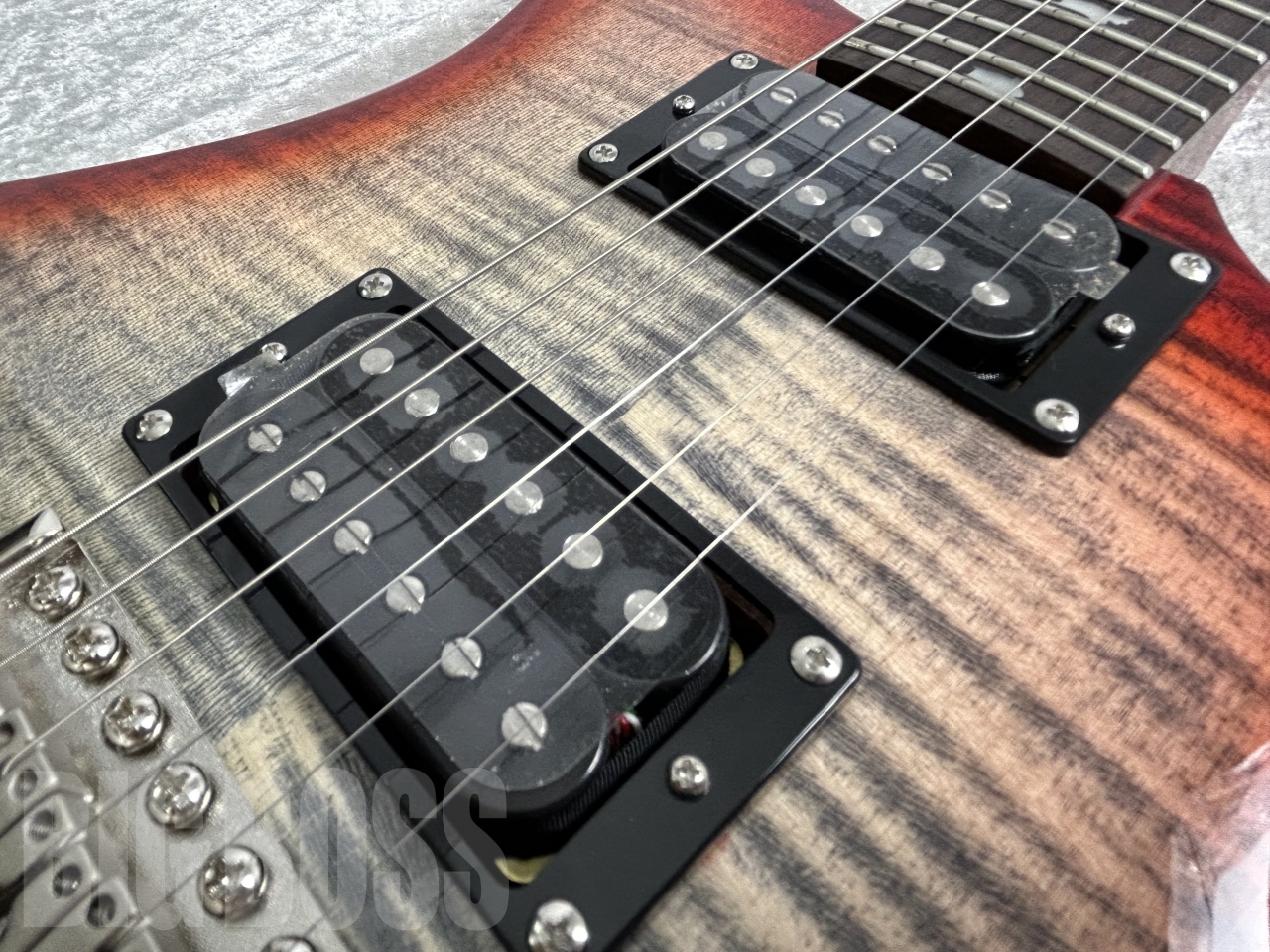 【即納可能】Paul Reed Smith(ポールリードスミス/PRS) SE Custom 24 Charcoal Cherry Burst お茶の水駅前店(東京)