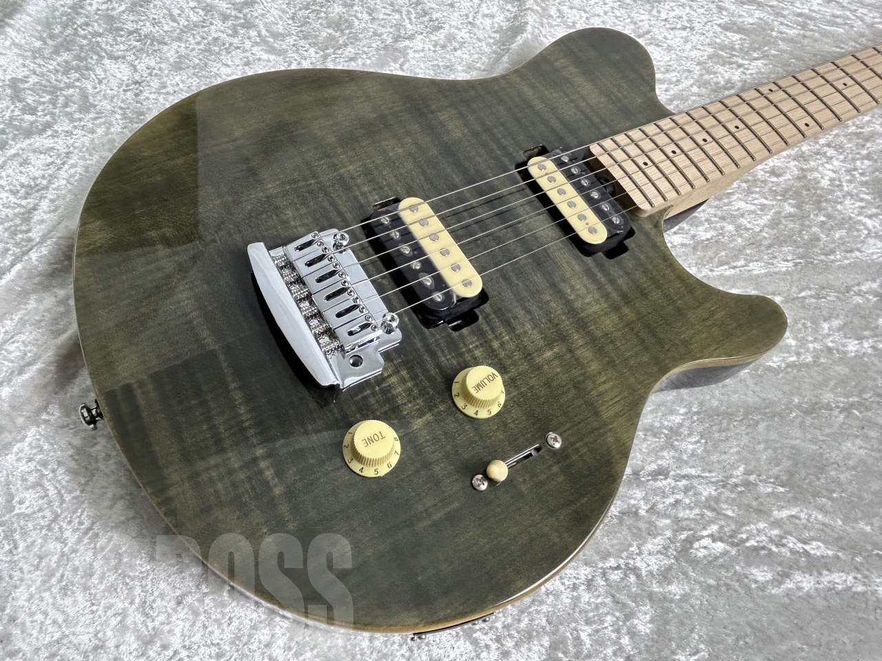 【即納可能】Sterling by MUSIC MAN(スターリンバイミュージックマン) AXIS FLAME MAPLE AX3FM Trans Black お茶の水駅前店(東京)