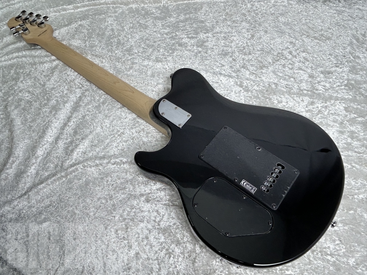 【即納可能】Sterling by MUSIC MAN(スターリンバイミュージックマン) AXIS FLAME MAPLE AX3FM Trans Black お茶の水駅前店(東京)