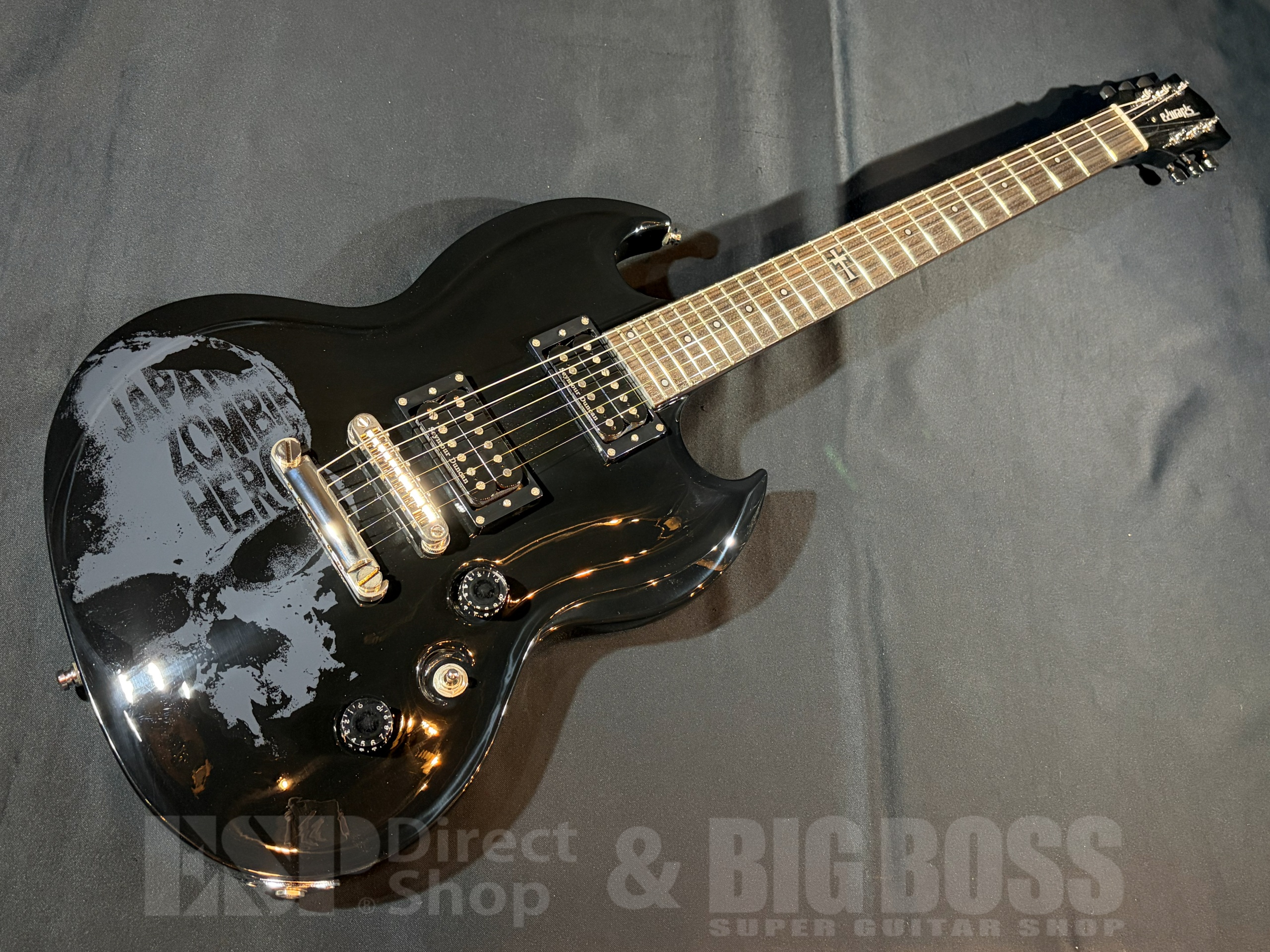 【即納可能】EDWARDS(エドワーズ) E-KV (DIR EN GREY 薫モデル)   大阪店