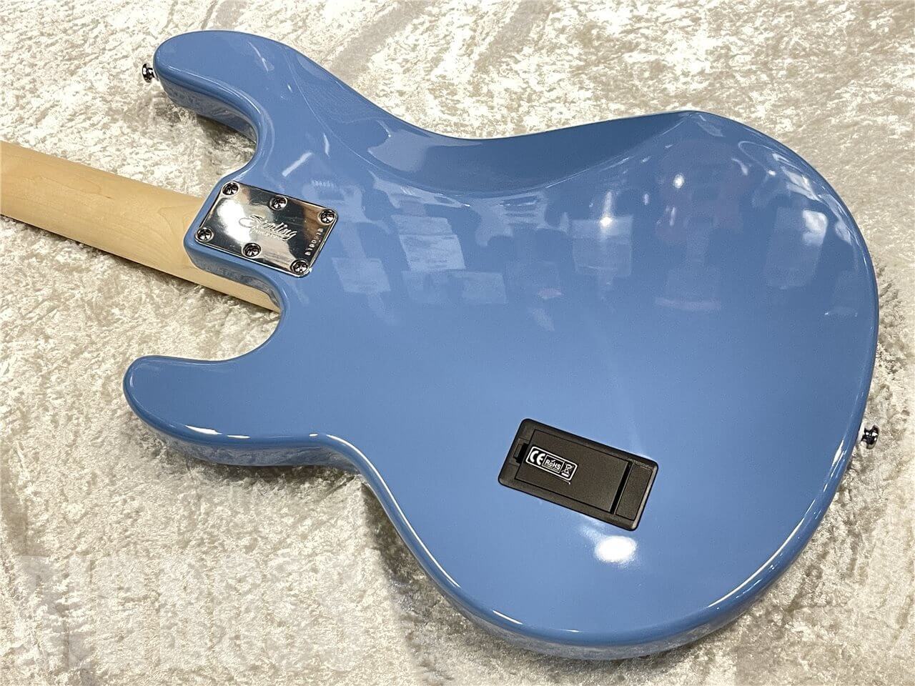 【即納可能】Sterling by MUSIC MAN（スターリンバイミュージックマン）SUB Series StingRay Ray 4（Chopper Blue）　名古屋店