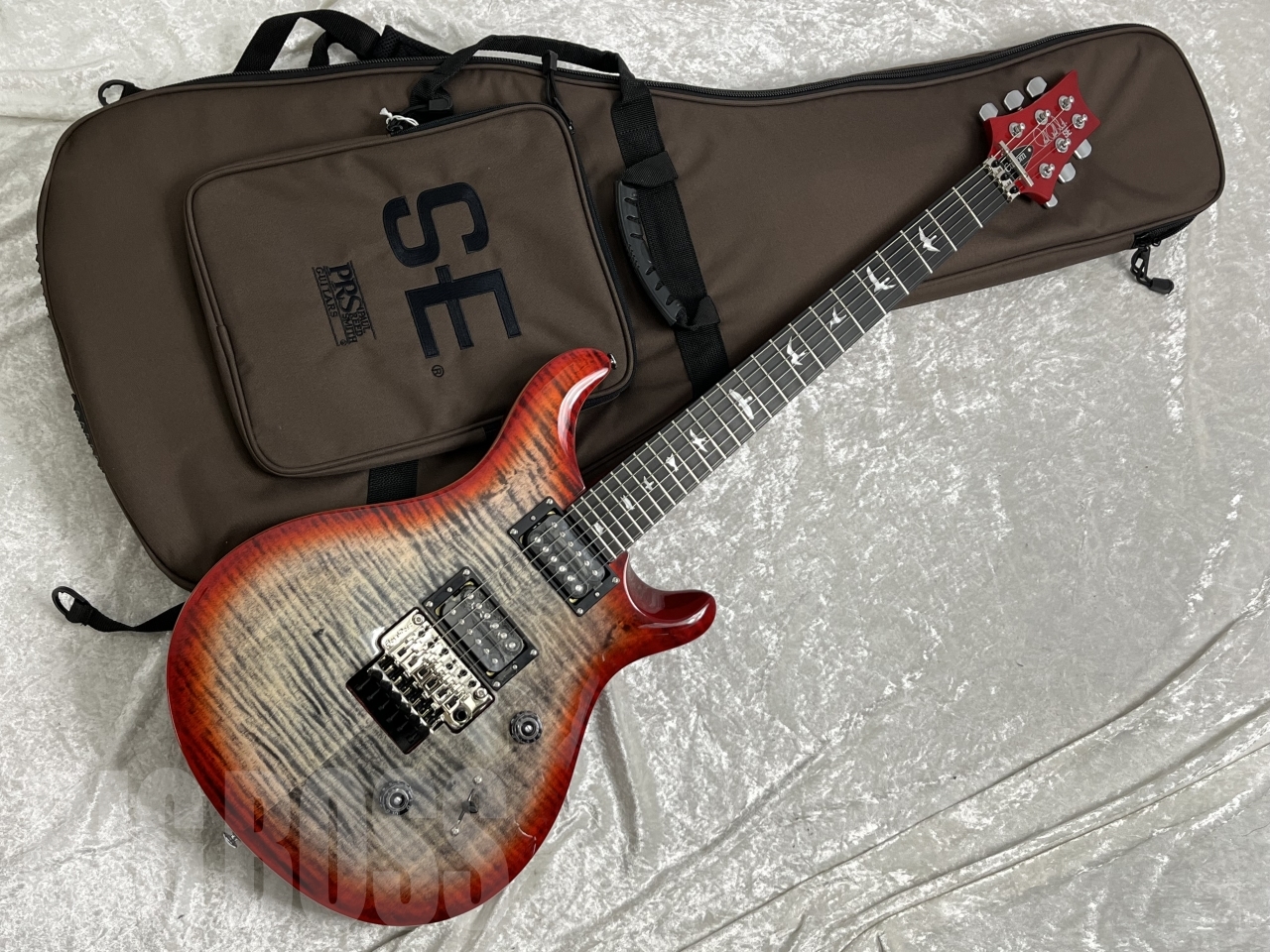 【即納可能】Paul Reed Smith(ポールリードスミス/PRS) SE CUSTOM 24 "FLOYD" Charcoal Cherry Burst お茶の水駅前店(東京)