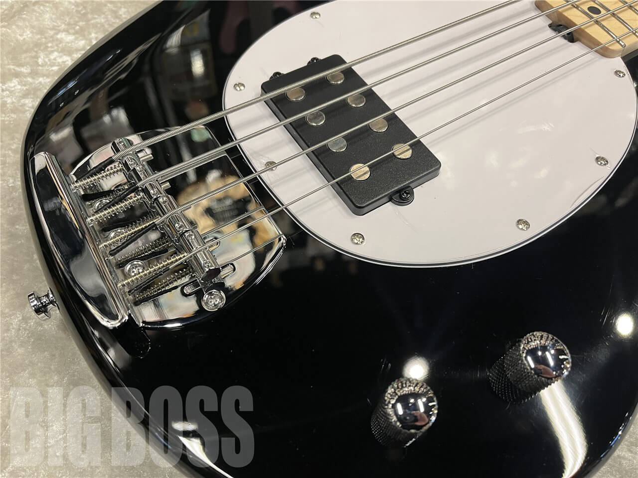 【即納可能】Sterling by MUSIC MAN（スターリンバイミュージックマン）Intro Series Ray2（Black）　名古屋店