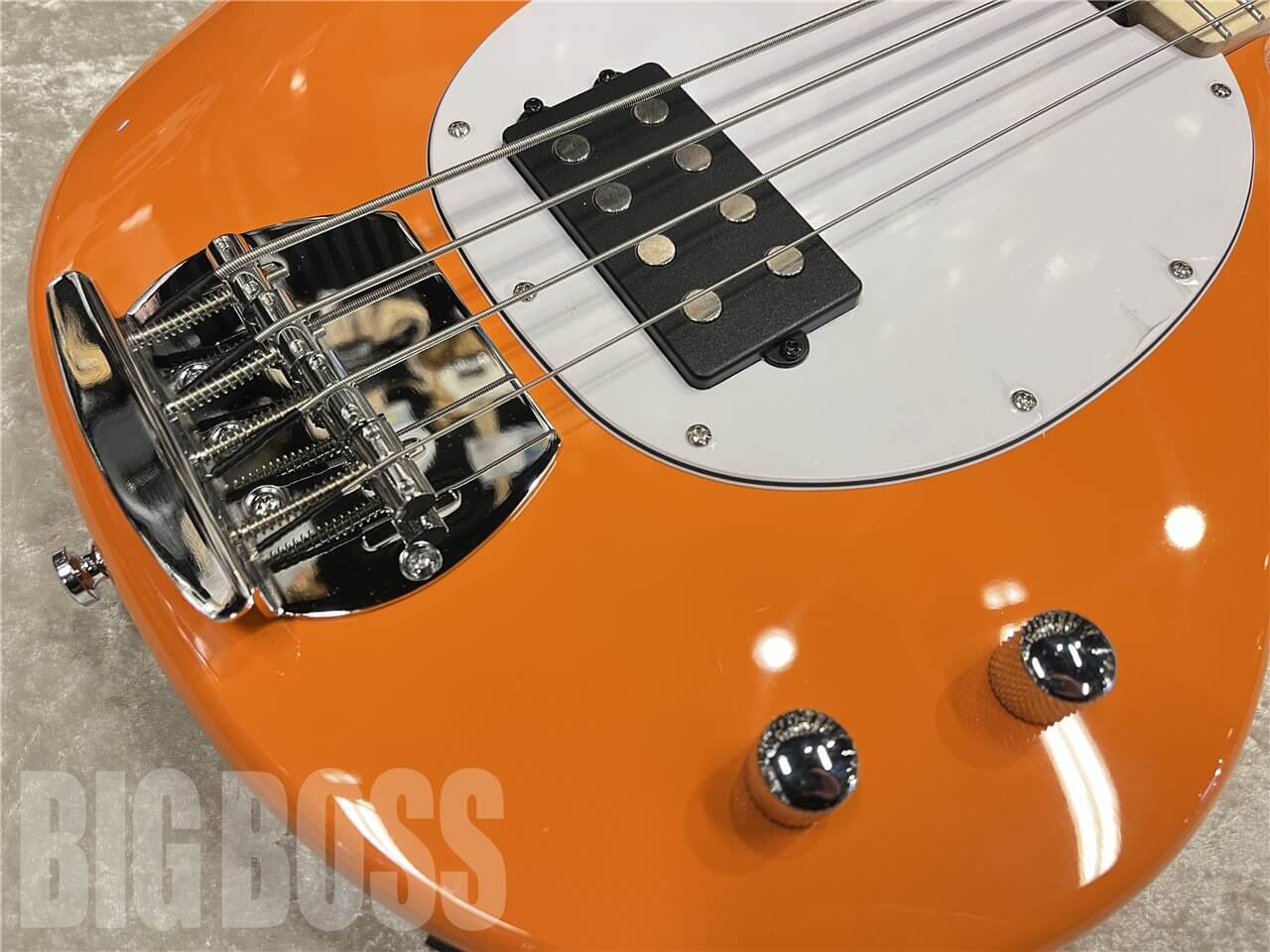 【即納可能】Sterling by MUSIC MAN（スターリンバイミュージックマン）Intro Series Ray2（Sunrise Orange）　名古屋店