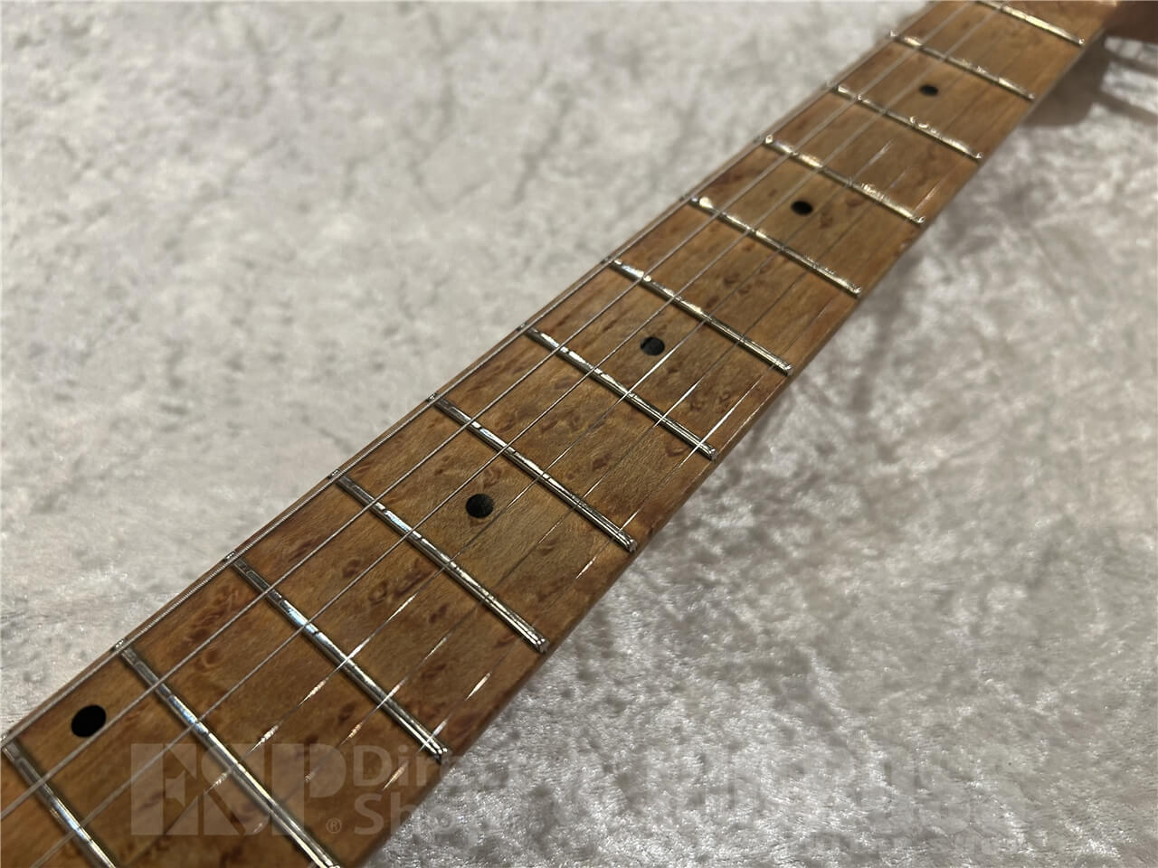 【即納可能/お客様委託品】 PEAVEY (ピーヴィー) EVH Wolfgang / Tobacco Sunburst 仙台店