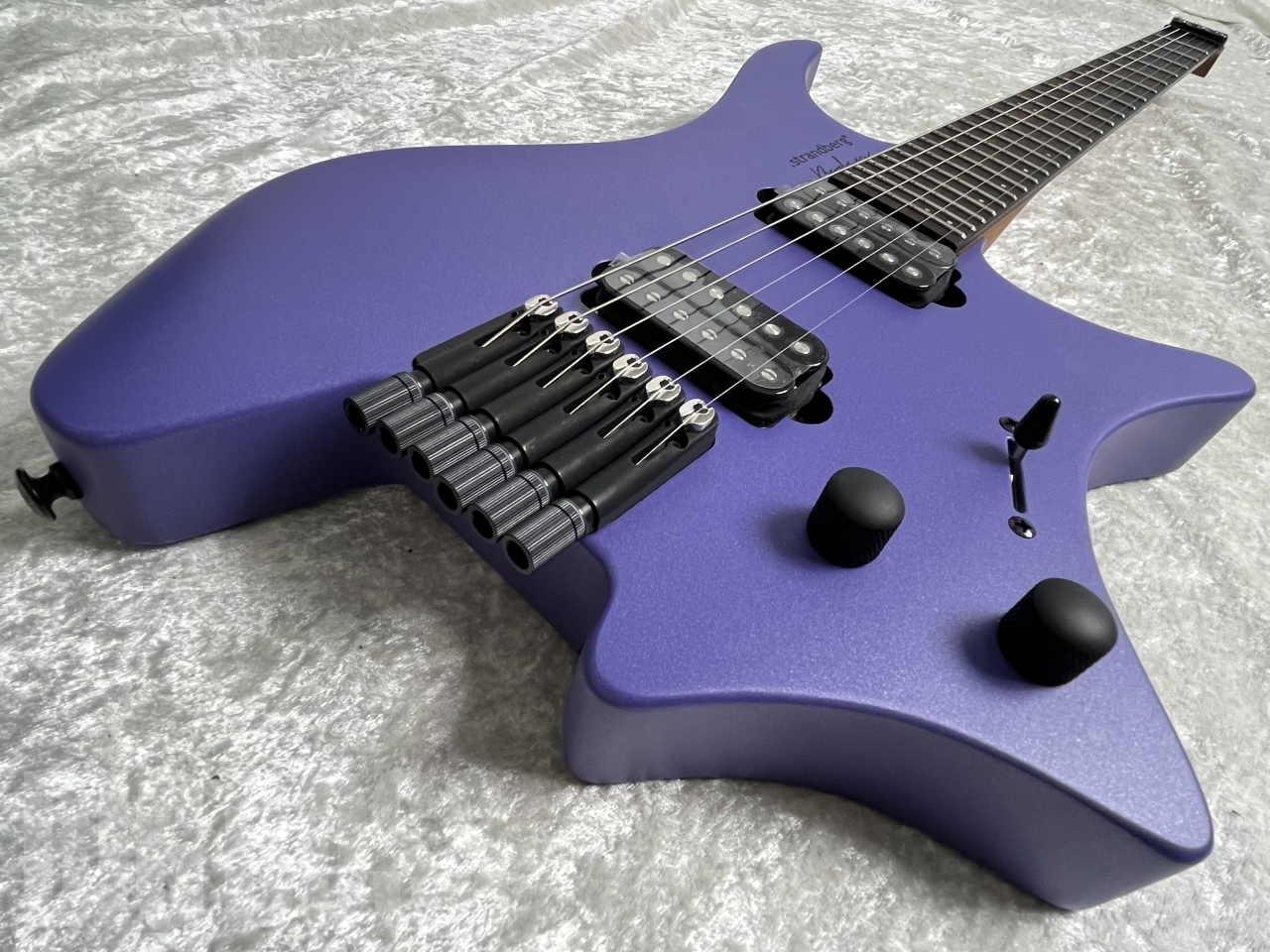 【即納可能】strandberg (ストランドバーグ) Boden Essential 6 (Future Dusk) お茶の水駅前店(東京)