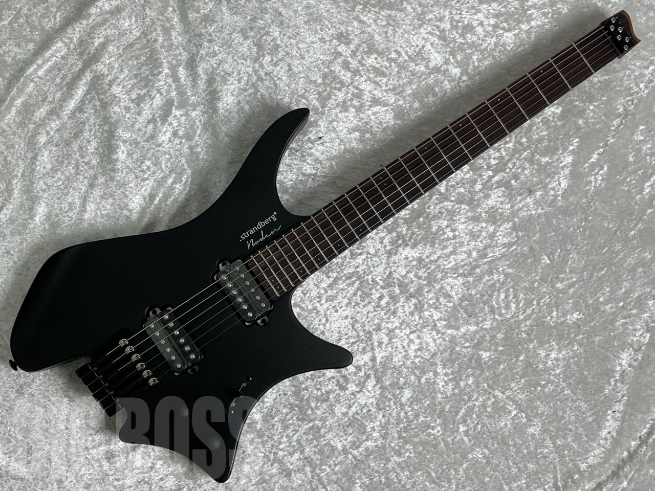 【即納可能】strandberg (ストランドバーグ) Boden Essential 6 (Black Granite) お茶の水駅前店(東京)