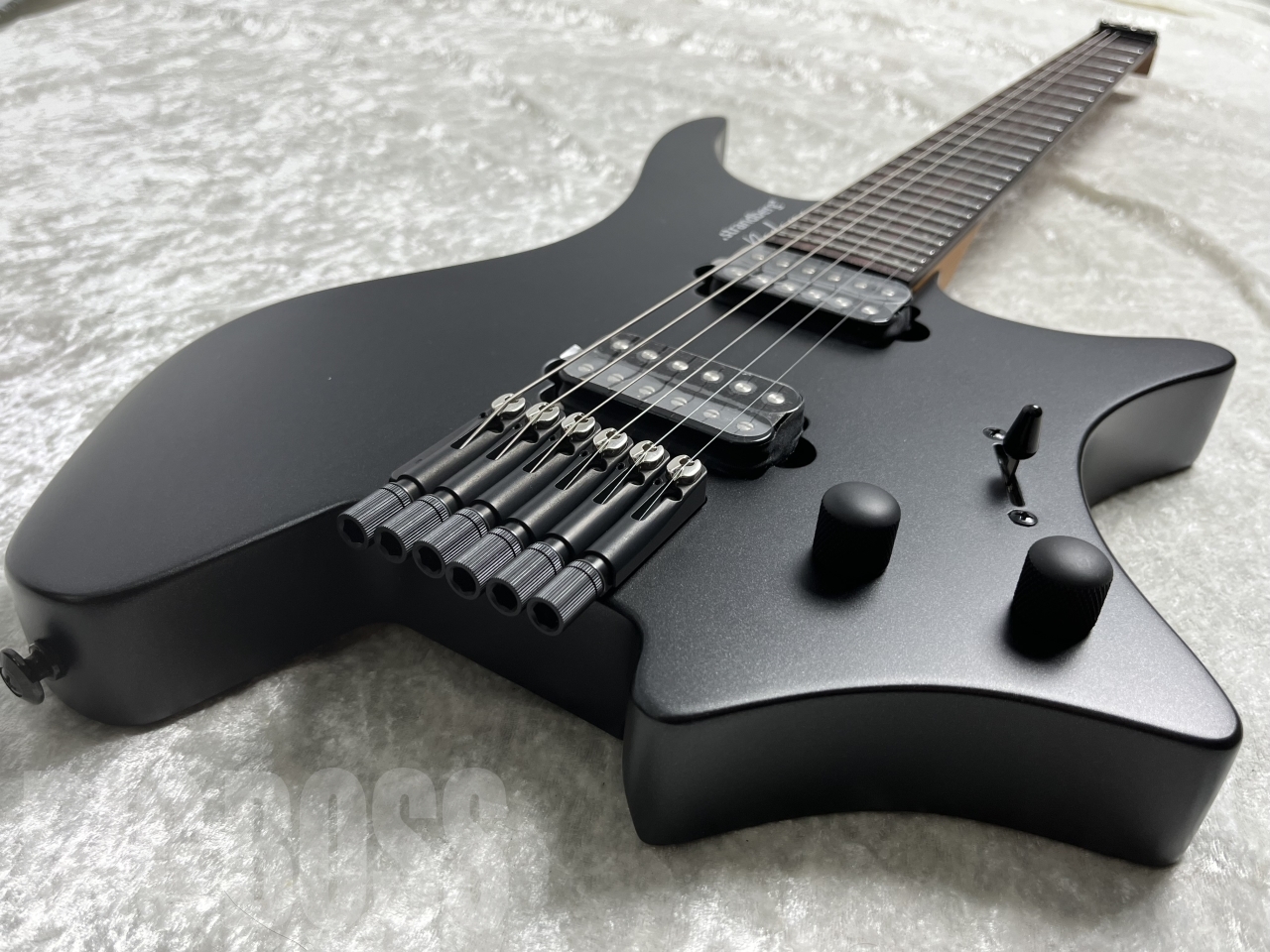 【即納可能】strandberg (ストランドバーグ) Boden Essential 6 (Black Granite) お茶の水駅前店(東京)