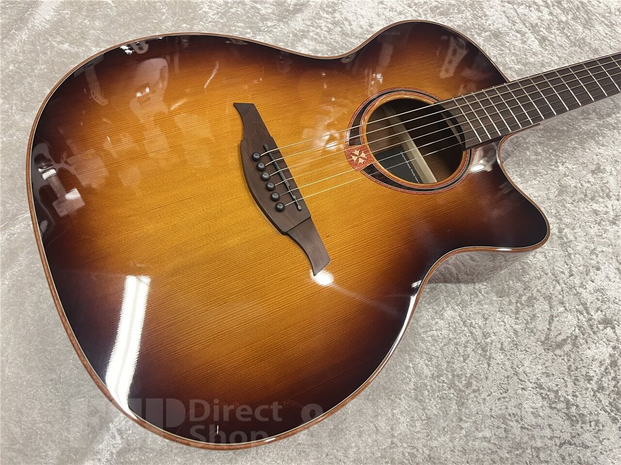 【即納可能】LAG Guitars（ラグギターズ）T118ACE（Brown Shadow）　名古屋店