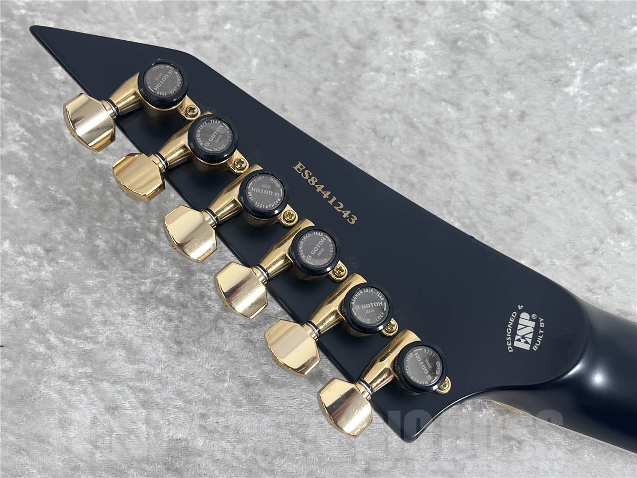 【即納可能】E-II(イーツー) M-II QM / Black Natural Burst お茶の水駅前店・別館