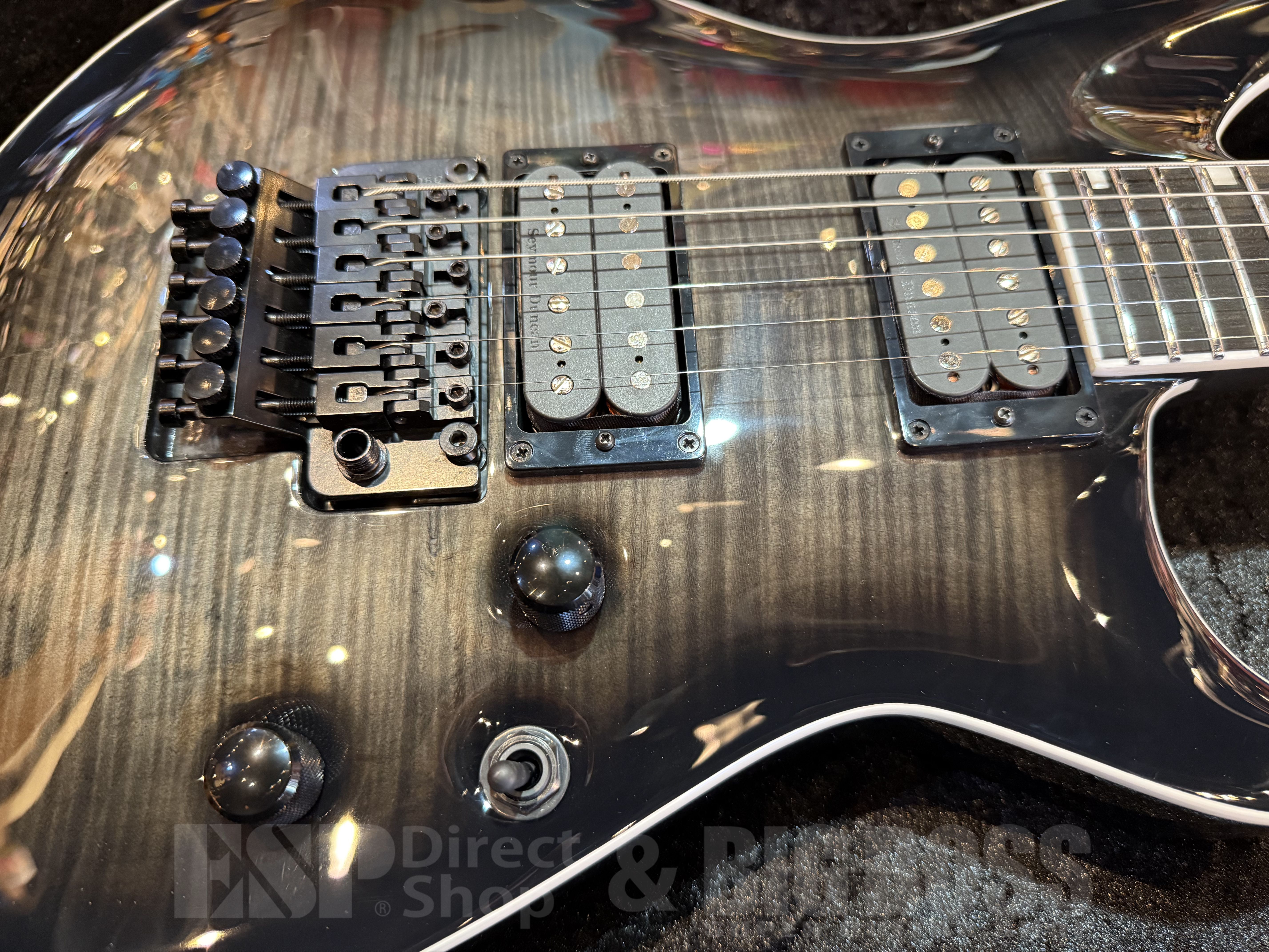 【即納可能】E-II (イーツー) HORIZON-III FR 【See Thru Black Sunburst】 福岡店