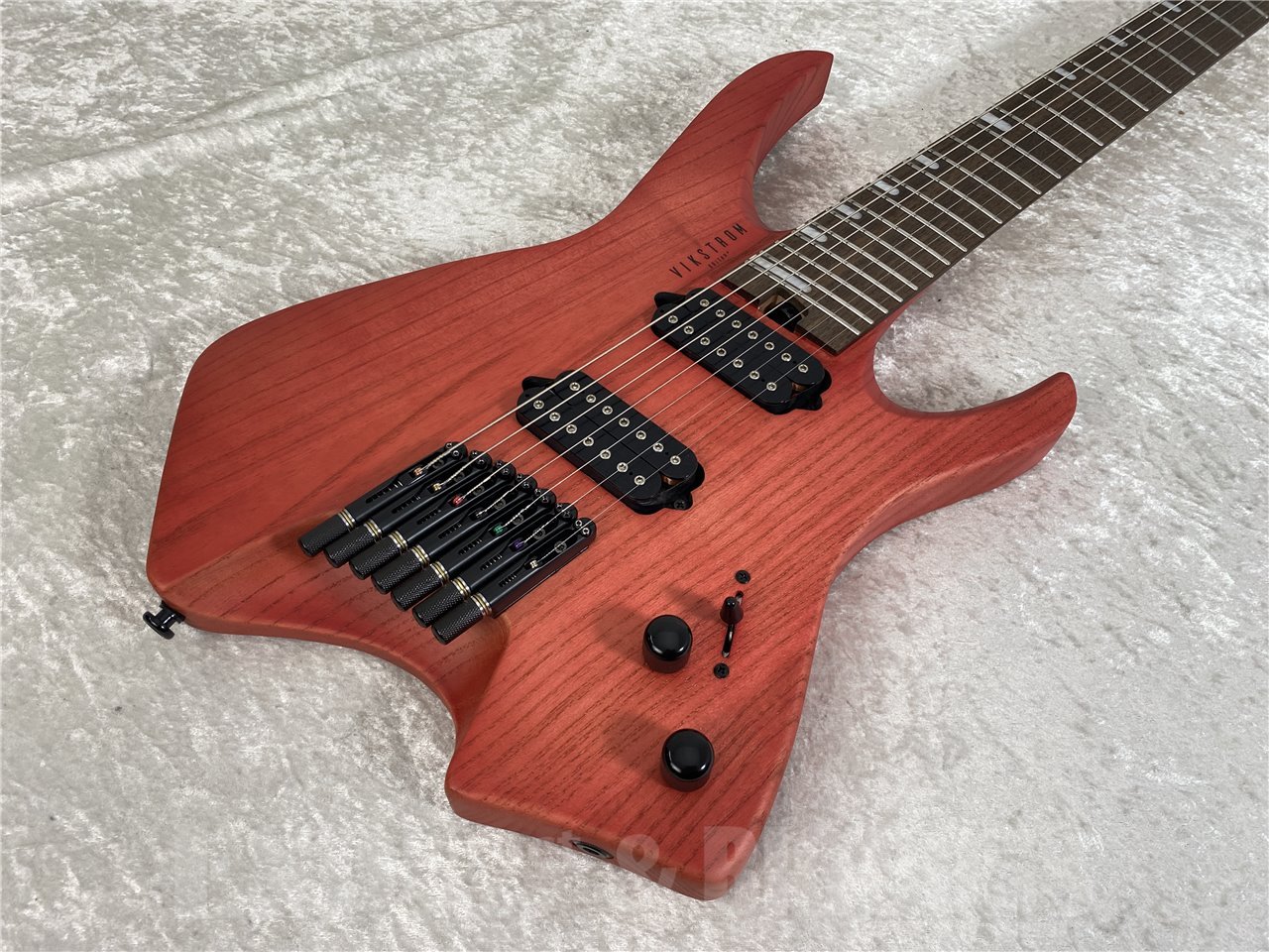 【即納可能】VIKSTROM GUITARS(ヴィクストロムギターズ) VSMH-270 (Trans Pink) お茶の水駅前店(東京)