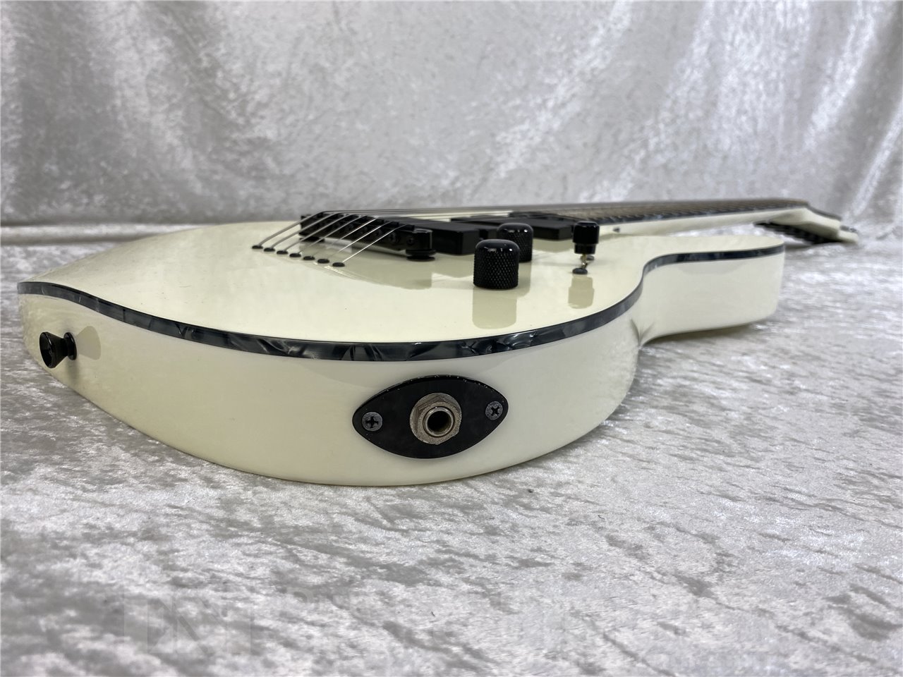 【即納可能/中古品】E-II(イーツー) TE-7 (Snow White) お茶の水駅前店(東京)