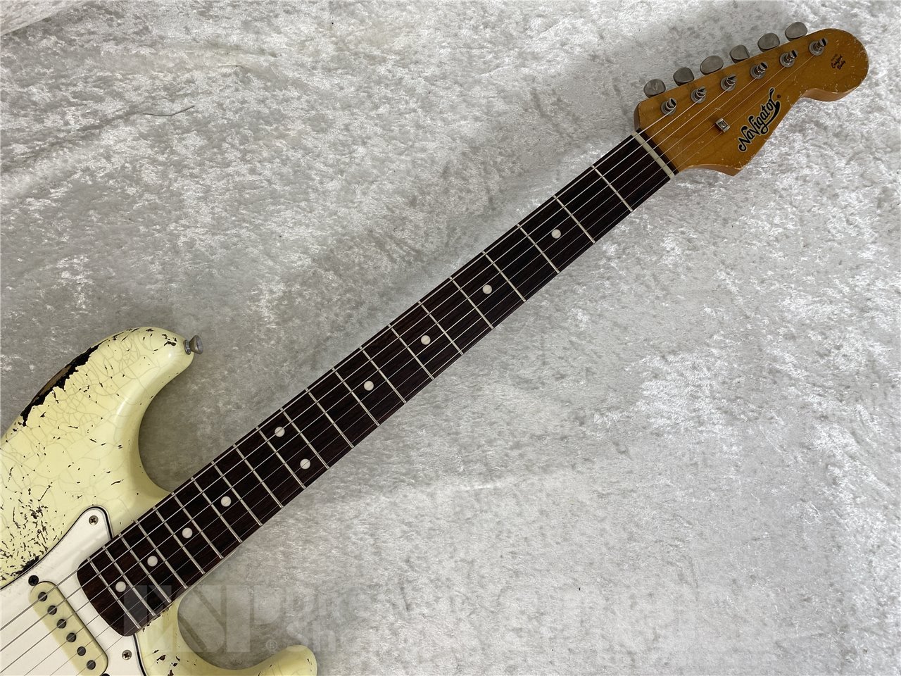 【即納可能】Navigator(ナビゲーター) N-ST-ALR-SE (Distressed Black over White) お茶の水駅前店(東京)