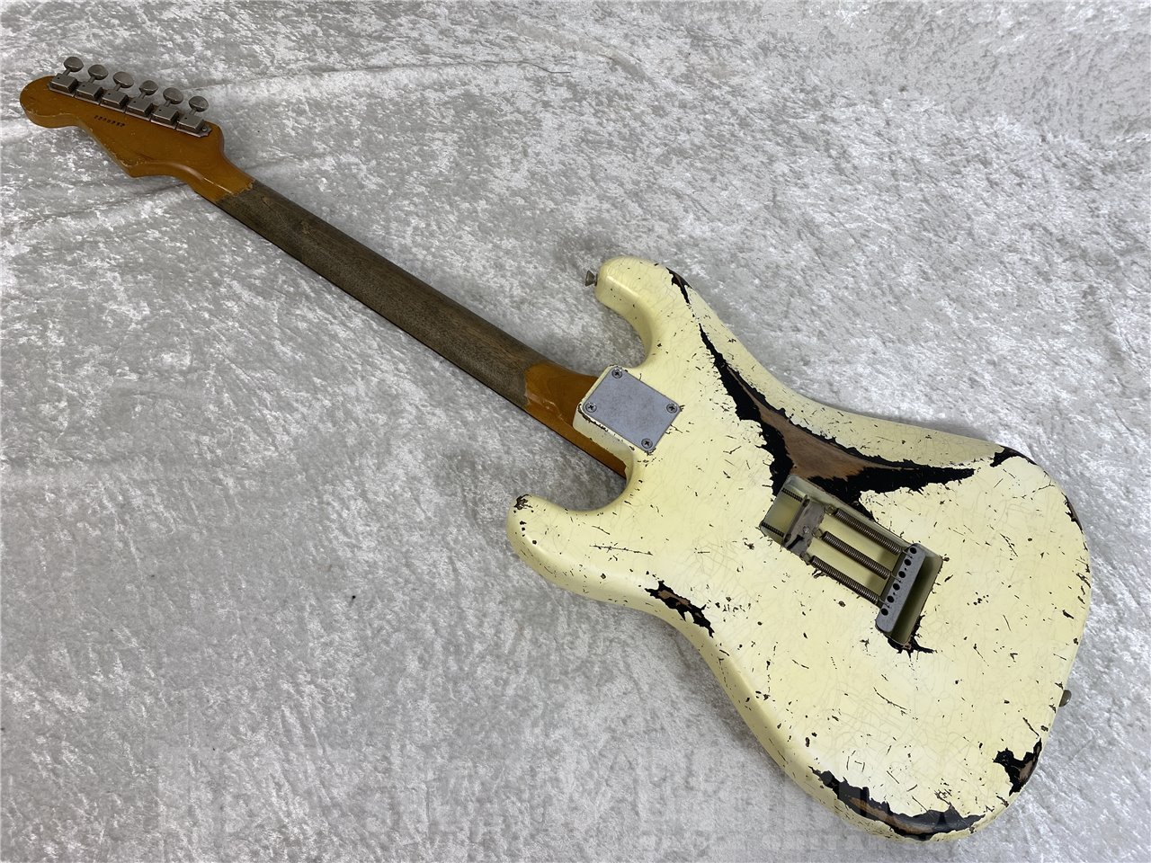 【即納可能】Navigator(ナビゲーター) N-ST-ALR-SE (Distressed Black over White) お茶の水駅前店(東京)