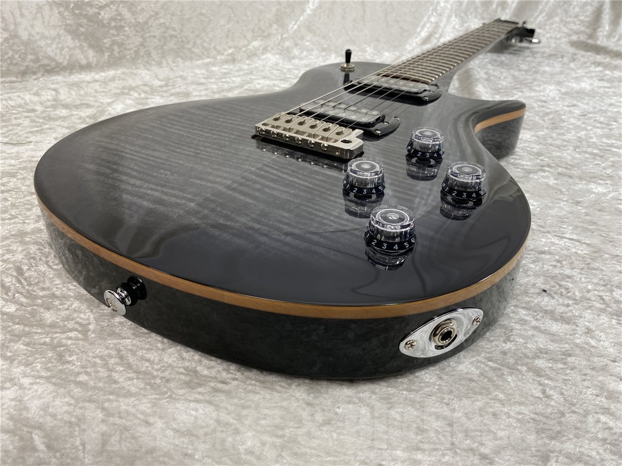 【即納可能】Paul Reed Smith(PRS/ポールリードスミス) SE Mark Tremonti / Charcoal Burst (2025年製 S/N CTI G071739) お茶の水駅前店(東京)