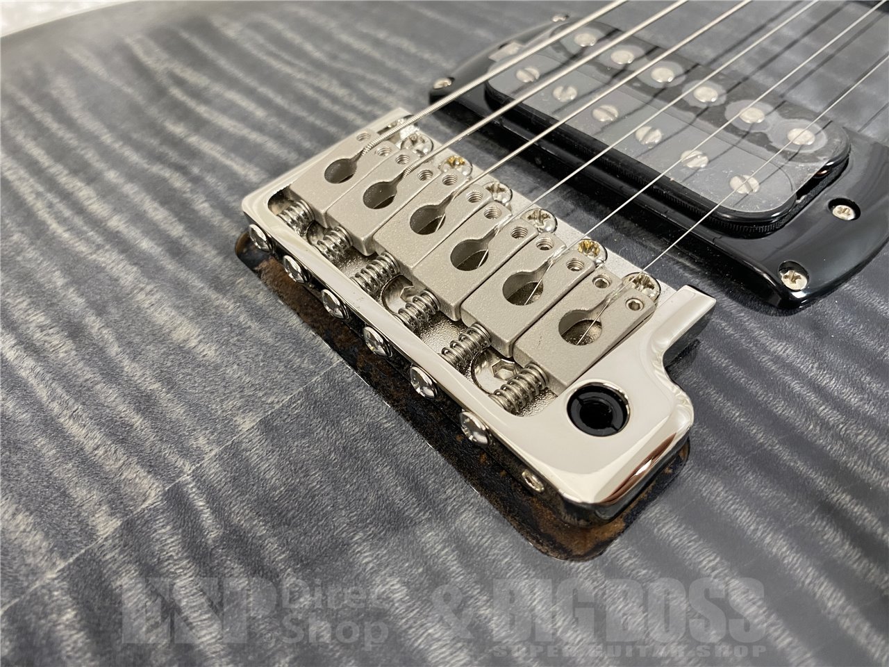 【即納可能】Paul Reed Smith(PRS/ポールリードスミス) SE Mark Tremonti / Charcoal Burst (2025年製 S/N CTI G071739) お茶の水駅前店(東京)