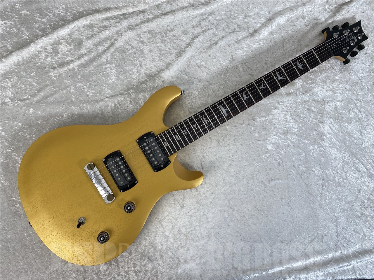 【即納可能】Paul Reed Smith(PRS/ポールリードスミス) SE CE 24 Standard Stoptail Satin / Metallic Gold (2025年製) お茶の水駅前店(東京)