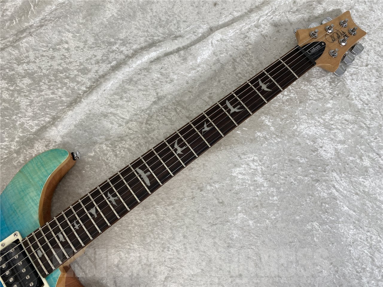 【即納可能】Paul Reed Smith(PRS/ポールリードスミス) SE Custom 24(Blue Fade)#G105064 (2025年製) お茶の水駅前店(東京)