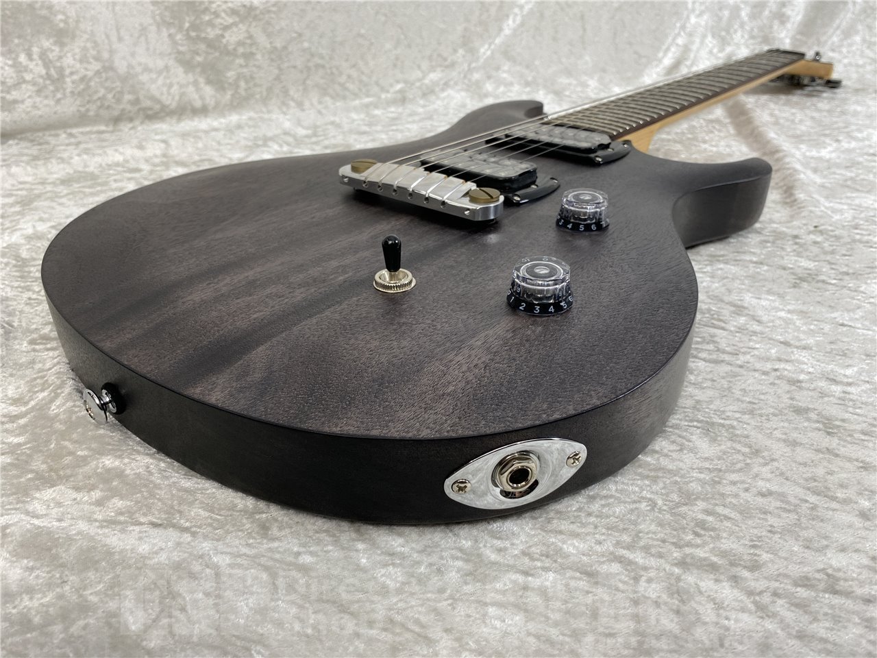 【即納可能】Paul Reed Smith(PRS/ポールリードスミス) SE CE 24 Standard Stoptail Satin / Charcoal (2025年製) お茶の水駅前店(東京)