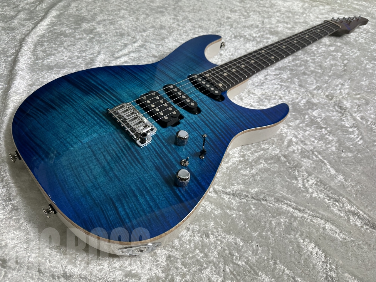 【即納可能】Tom Anderson(トムアンダーソン) Angel Deep Bora to Transparent Blue Burst with Binding お茶の水駅前店(東京)