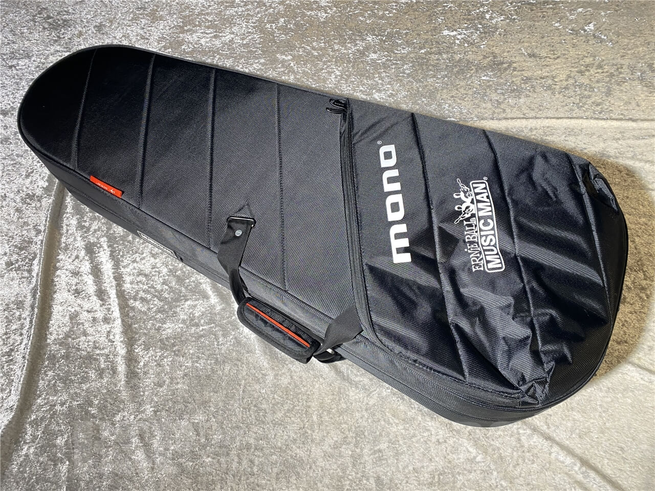 【即納可能/お客様委託中古品】MUSIC MAN(ミュージックマン) AXIS (Yucatan Blue) 札幌店