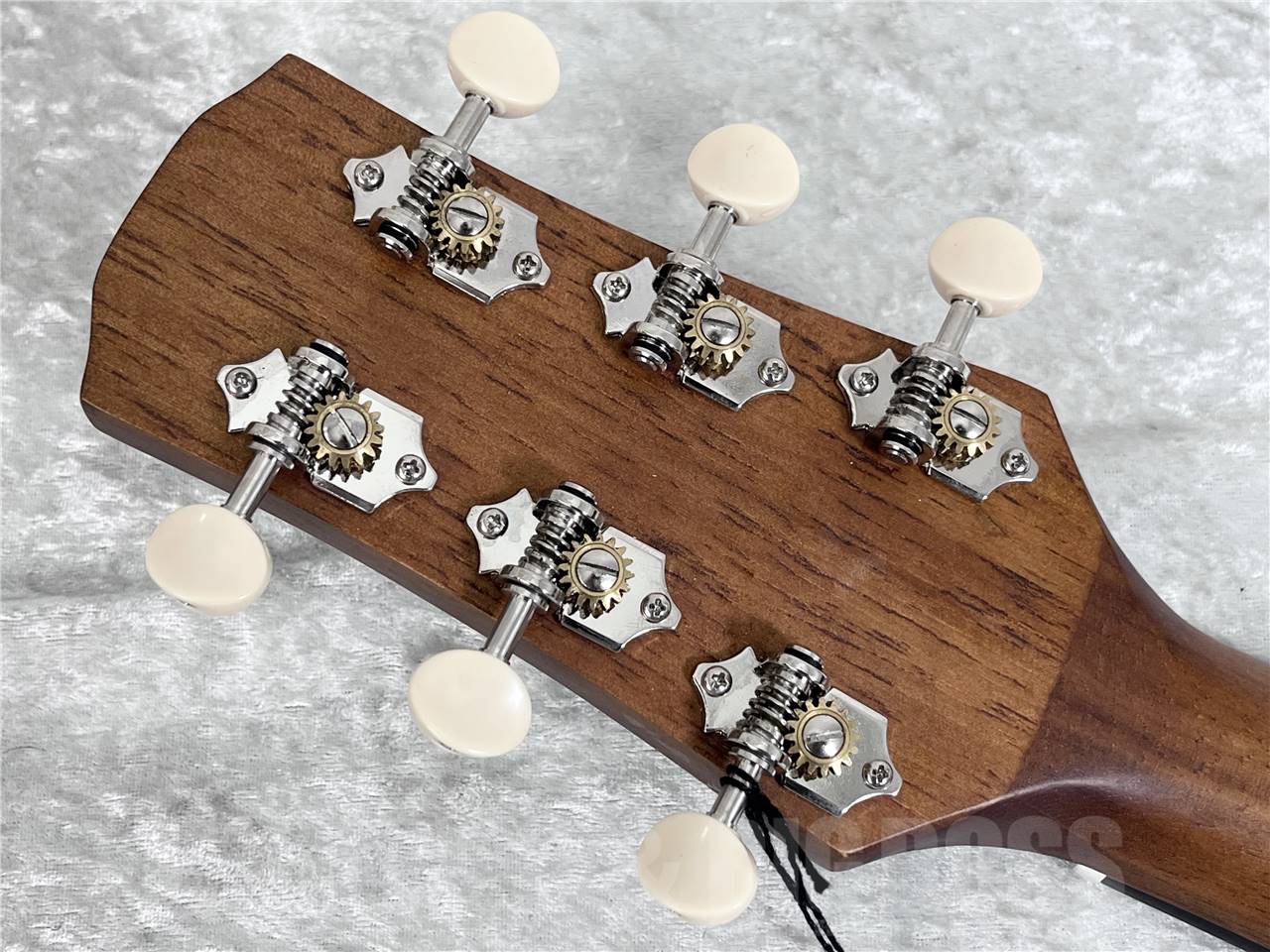 【即納可能】Morris(モーリス) Y-023  VB ヴィンテージ・バースト（アコースティックギター） お茶の水駅前店・別館