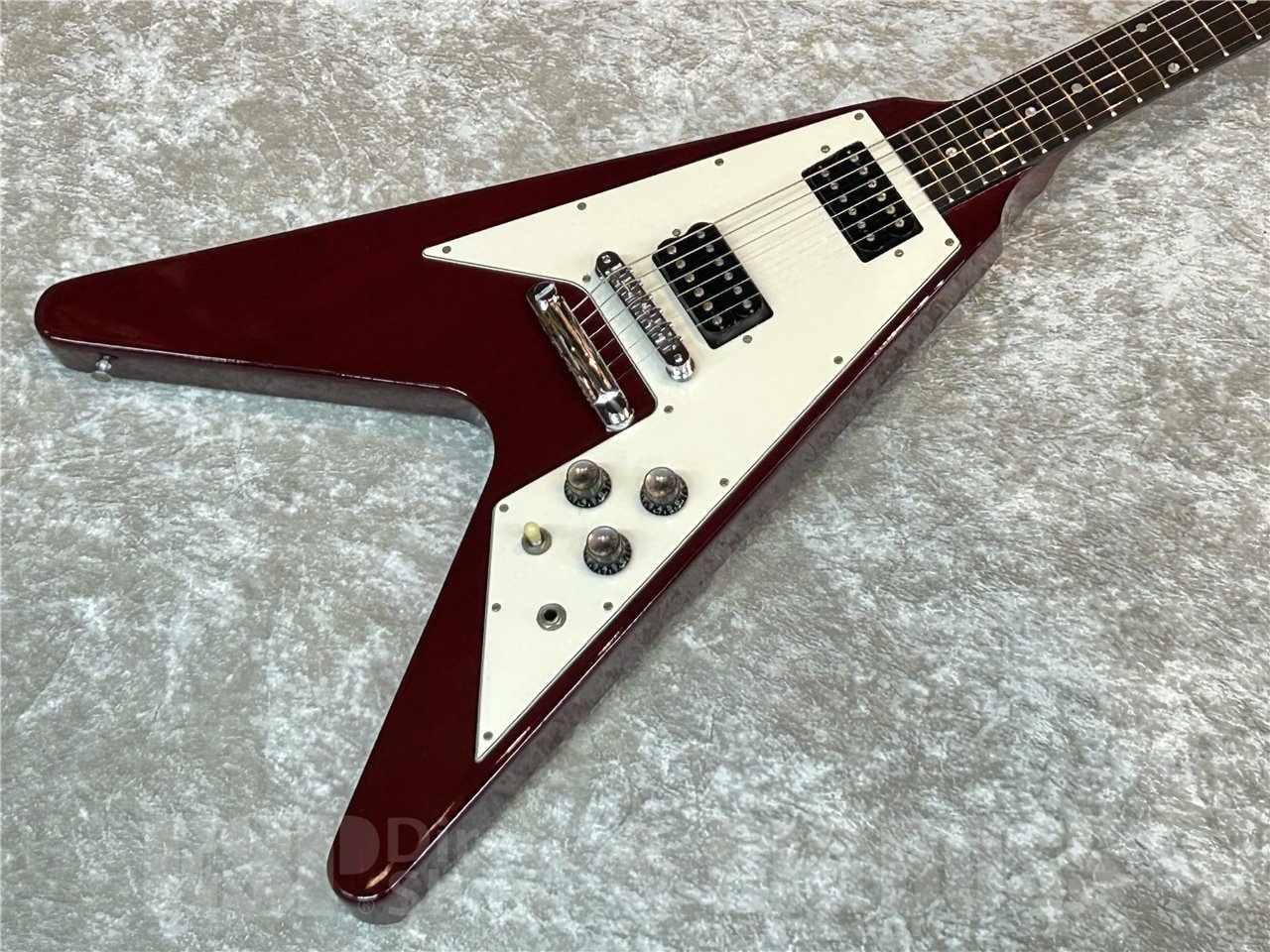 【中古品/即納可能】Gibson(ギブソン) FLYING-V'67 (Cherry) 広島店