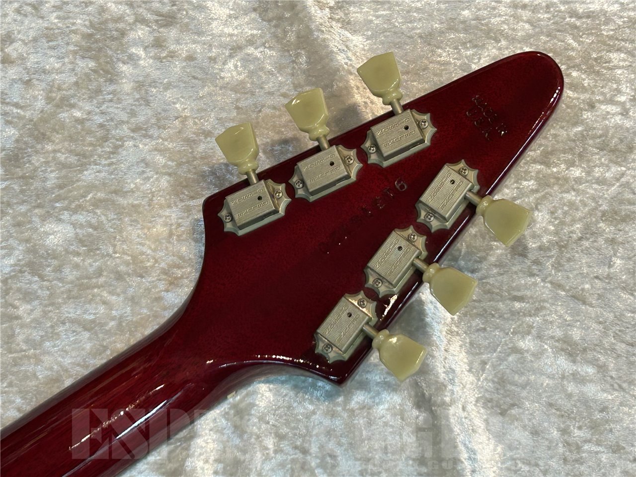 【中古品/即納可能】Gibson(ギブソン) FLYING-V'67 (Cherry) 広島店