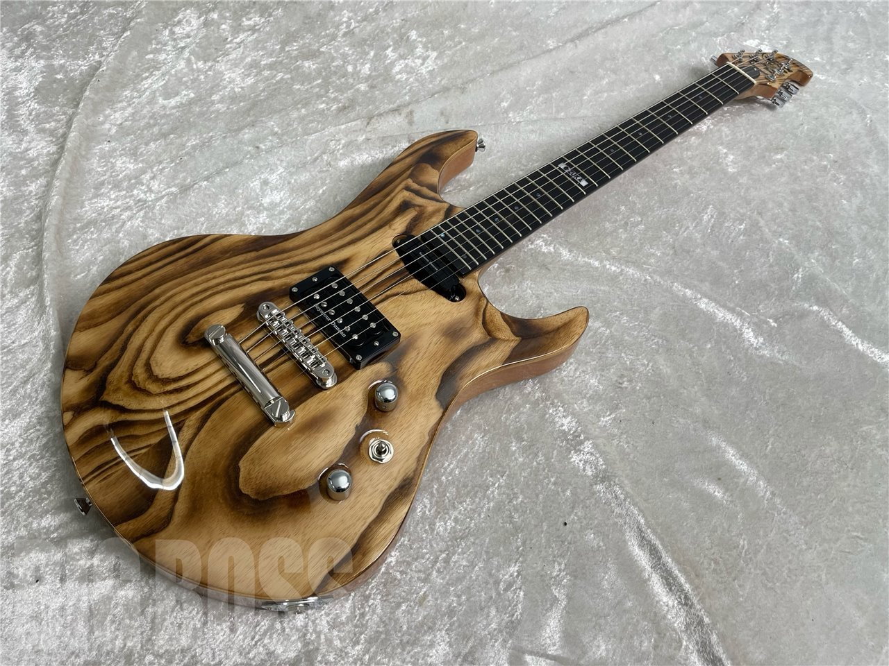 【お取寄せ商品】EDWARDS(エドワーズ) E-RODEOholic (GRANRODEO/e-ZUKAモデル)