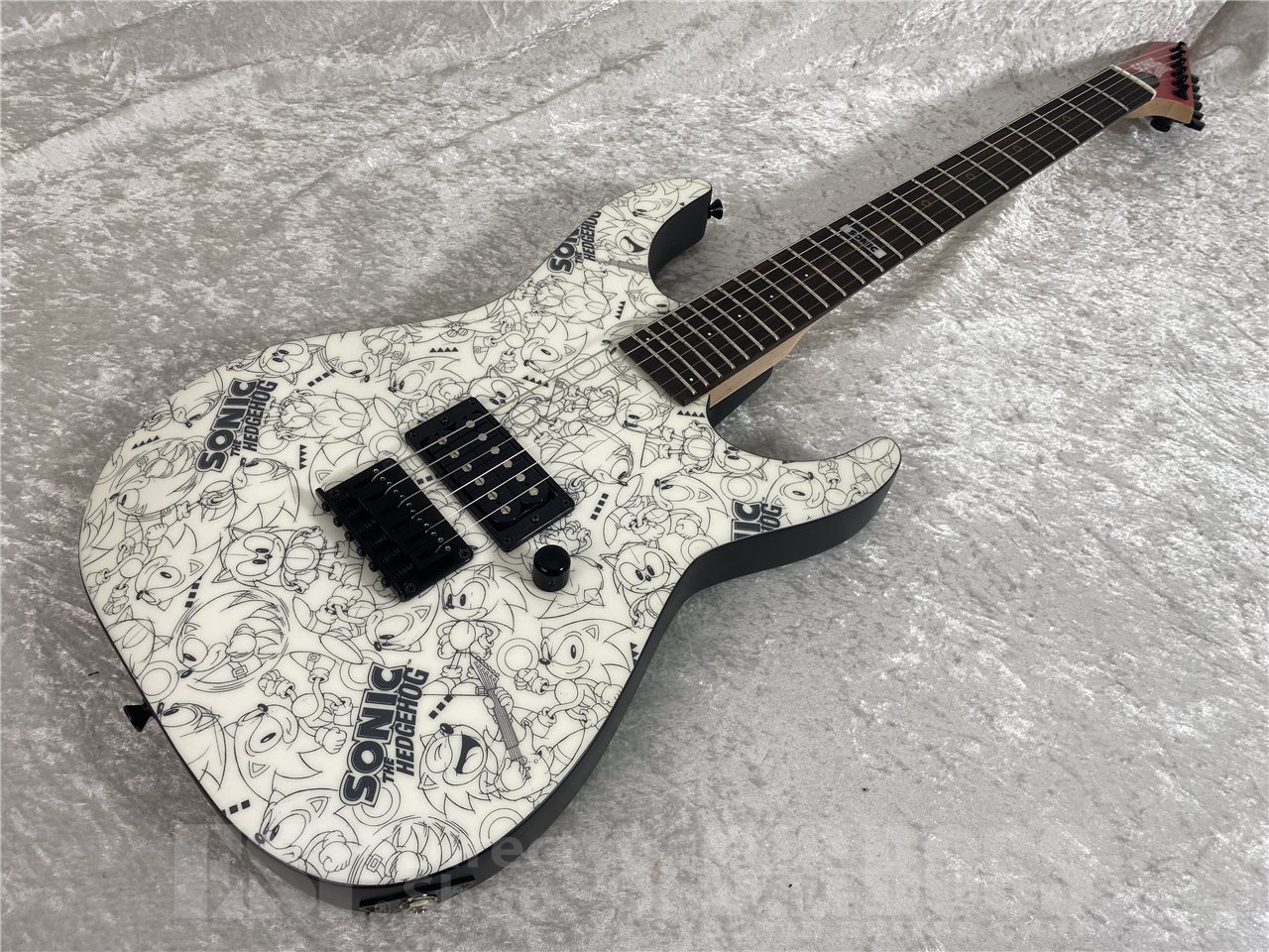【即納可能】ESP×SONIC(イーエスピーxソニック) SONIC THE HEDGEHOG GUITAR III -Classic Sonic Edition- / Classic Sonic Collage Art / Black Satin お茶の水駅前店(東京)