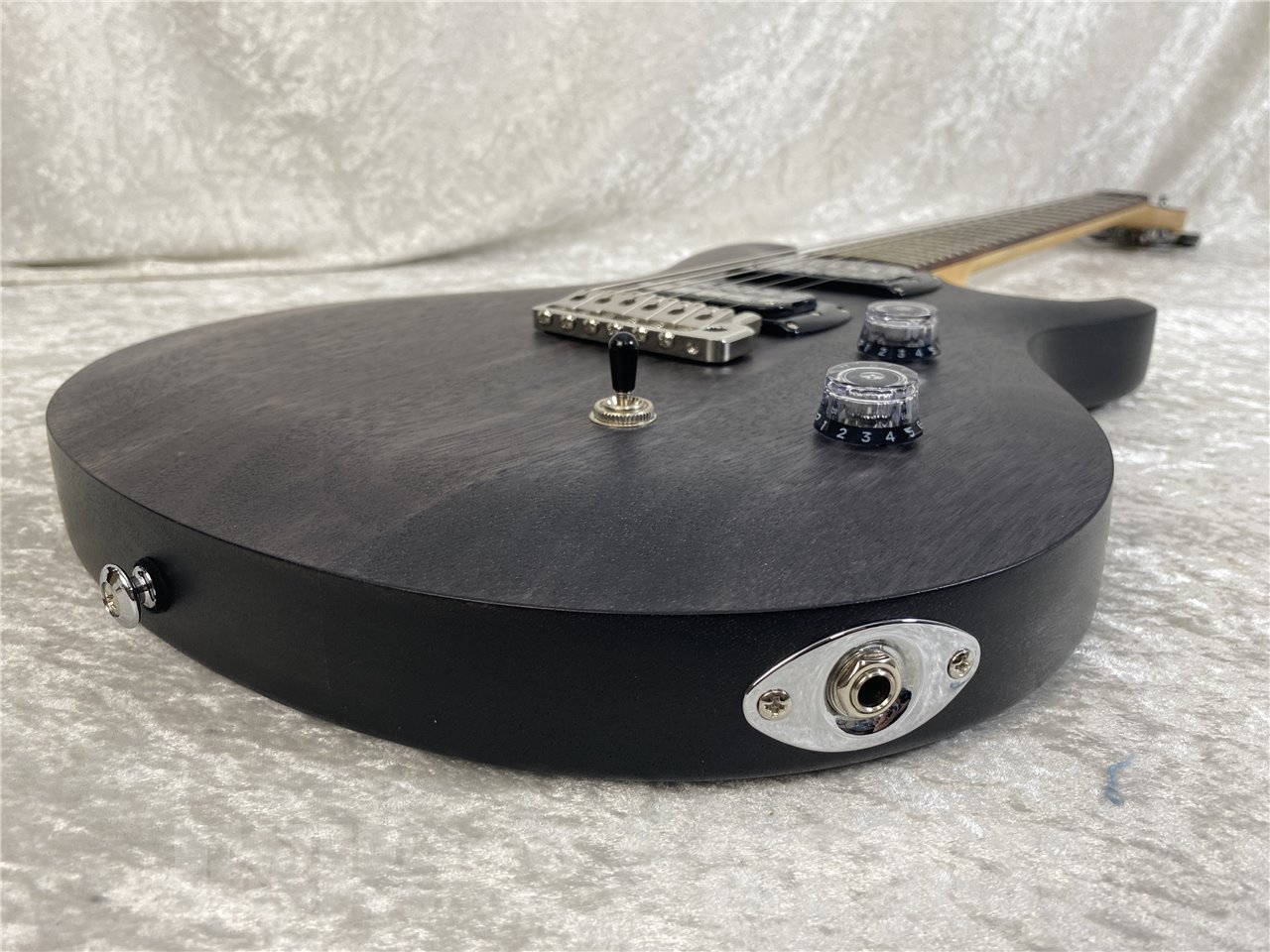 【即納可能】Paul Reed Smith(PRS/ポールリードスミス) SE CE 24 Standard Satin / Charcoal (2025年製) お茶の水駅前店(東京)