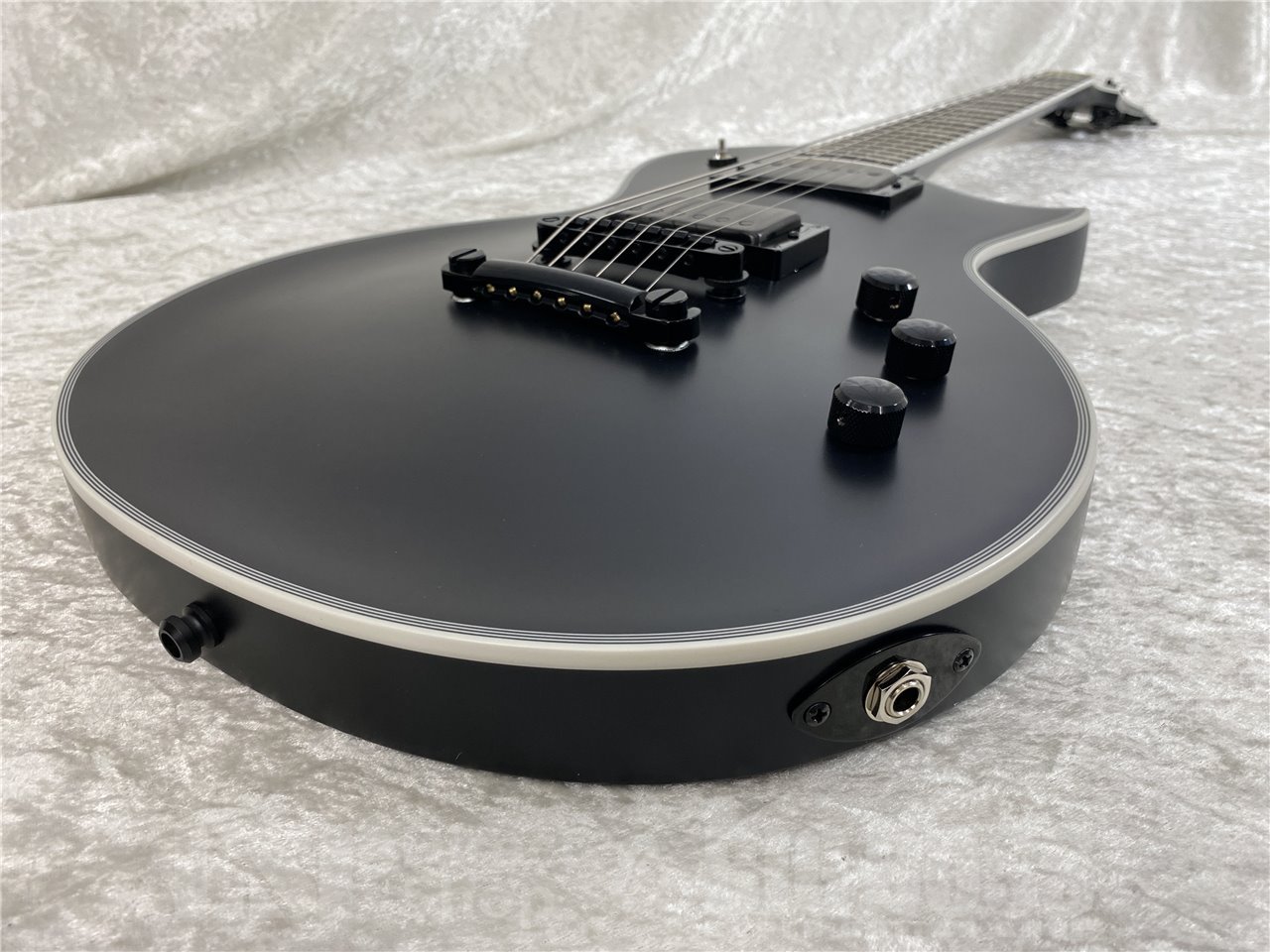 【即納可能】E-II(イーツー) EC EMG / Satin Black お茶の水駅前店(東京)